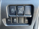 運転席まわりの画像です。