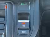 最新の電子制御パーキングブレーキ装備!ブレーキホールド機能も装備していますので渋滞時の疲れが軽減されますよ!