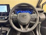 ステアリングスイッチ搭載!手を離さずに手元のスイッチでさまざまな操作が可能。運転中、視線をそらさなくても操作ができて安全です!