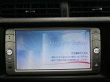 純正ナビを装備。タッチパネル式で使いやすく、お出かけもラクラクです。