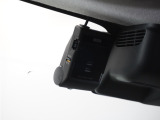 ◆ドライブレコーダー◆映像・音声などを記録する自動車用の装置です。 もしもの事故の際の記録はもちろん、旅行の際の思い出としてドライブの映像を楽しむことができます。