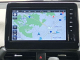 NM1・9インチ日産オリジナルナビゲーションならではの上質感とインパネとのフィット感が魅力。スマートフォン連携をワイヤレスで!人気のネット動画がナビの大画面で楽しめます。