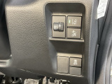 ヘッドライトレベリング機能で、重い荷物を積んだ時の光軸調整ができます。