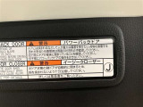 後ろが狭くてもサッと積める。途中で止められる安心のバックドア。後ろの駐車スペースが狭い時に重宝しますよ♪