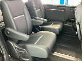 【リアシート】フロントシートのみでなく、リアシートもきれいな状態です★ぜひ一度ご確認下さい★