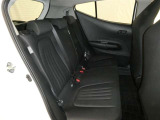 ゆとりある広々とした車内空間は、ドライブを始め買い物やレジャーなど、幅広く活躍します。一人でもみんなとでもお出かけを楽しみましょう!