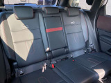お車の状態をきれいに保つコーティングパッケージもございます。ガラスコーティングの上からガラスコーティングを施すプレミアムコーティング+4点セットのパッケージです。弊社推奨プランでございます。
