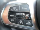 アクティブクルーズコントロール装備です。設定速度をキープしつつ、車間距離を優先し安全走行を可能と致します。長距離ドライブにマストな装備です。