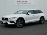 2026年モデルV60CrossCountry Ultra B5 AWD 登録済未使用車が入庫致しました。