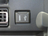 USB&HDMI差し込みあります。
