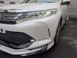 暗闇でも前方をくっきりと照らしてくれるライトです。夜の運転でも安心ですね。