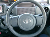 このハンドル心なしか運転しやすいかも...