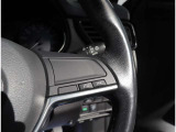 【車屋】として、長く車業界に従事した経験豊富なスタッフが多数在籍しております。