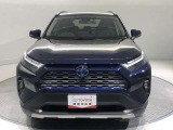 「フロントマスク」です。車の印象を決めるのは【顔】。この車の顔つきは、きっとあなたにピッタリ!?