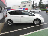 希望ナンバーや保証期間を延ばす延長保証などもございます。詳しくはスタッフまでお問い合わせください。