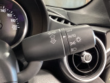 オートライトはレバーをAUTOの位置にすると周囲の明るさに応じて自動で点灯/消灯します。