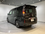 ご納車までの期間ですが、県内のお客様は1、2週間、県外のお客様は2、3週間ほどでご納車が可能となります。但し、お支払いや書類の状況によっては多少の前後もありますので、その際には何卒ご了承下さい。