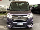 お客様に安全で快適なカーライフをお送りいただくために、中古車にも高いレベルの品質基準を設け、その基準に従って、全ての中古車について納車前整備を実施しています。