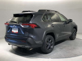 人気のSUV! 普段使いから週末のお出かけまで、運転するワクワクを感じさせてくれる一台になると思います。
