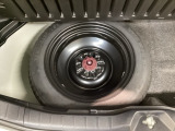 トランク床下には工具類も完備☆