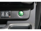 ECONボタンで低燃費モードに☆☆☆ECONスイッチを上手に使ってエコドライブ♪♪環境にもお財布にも優しい装備です☆☆☆
