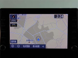 ナビゲーション付き。タッチパネル式で使いやすく、お出かけもラクラクです。