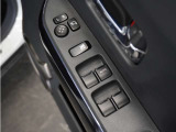 ◆パワーウィンドウスイッチ◆運転席から全席の窓の開閉操作を行うことが出来いつでも換気ができます!