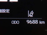 ワンオーナー車で走行距離の少ないアクアです。