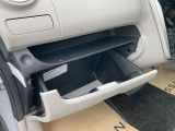 車検証入れや小物も入ります!