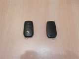 中古車としてスマートキーが2個あるのは重要なチェックポイント!「イモビライザー」内蔵のスマートキーは便利なのですメカニカルキーと比べて高価なのです。