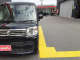 暗い道でも明るいライトでサクサク運転できますよ!