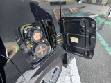 充電ポートは右後方にあります