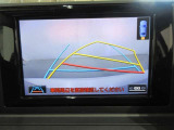 バックガイドモニターで、後方を確認しながら安心して駐車することができます。運転初心者も熟練者も必須の機能ですよ!