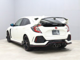【コーティング】大好評のボディコーティング「グラスコーティング ガードコスメSP」もご納車までに施工可能。通常のガラスコートと異なるコーティングが、ボディをキレイな状態に保ってくれます。