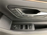 パワーウィンドウです!運転席でラクラク操作!元気なお子様やワンちゃんのイタズラも防いでいただけますよ。