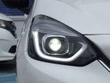★LEDヘッドライト搭載★ 白っぽく光る明るく省電力なLEDライト!先進的な白い輝きでフロントフェースを引き締めます☆