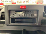 当社ではご購入時にメンテナンス商品や自動車保険のご提案も行っております。