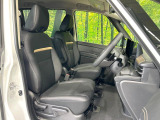 運転席シート廻りは使用感も少なく、良好な状態となっています。丁寧に使われていたことがよくわかりますね。