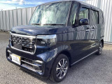 車名の由来:N-BOXの「N」は「New」「Nippon」「Norimono(乗り物)」「Next」のそれぞれの頭文字も含め「これからの新しい日本の乗り物を創造する」という意味合いを込めている。