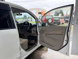 みなさまのお車選びのお手伝いをさせてください!スタッフ一同心よりご来店、お問い合わせをお待ちしております♪