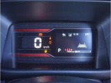 【明るく見やすいメーター】視認性が良く明るく見やすいメーター。運転者にとって見やすいメーターは運転していても疲れないですよね。