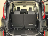荷室はシートアレンジを行うことで広い荷室にすることが可能です 様々なシーンで活躍できますね