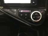 オートエアコンです。温度設定ができます。冷え性の方が乗っても安心ですね♪