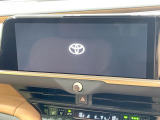 【12.3インチワイドナビ】高級感とインパクトのある大型ワイドナビを装備。各種オーディオ操作はもちろん、横長ワイド画面でのマップ2分割表示など、利便性も高いナビです♪
