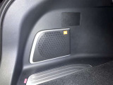 高機能サウンドシステム。車内に臨場感ある音楽空間を生み出します。