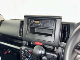 天候・交通情報収集の必需品。AM・FMラジオ付き。