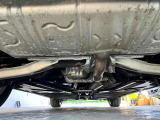 当社は自社認証整備工場も完備しており、納車前整備や一般車検・点検など、お客様が安心して長くお使い頂ける様にメンテナンス面に対して細かく整備しております。ご納車もご安心下さい