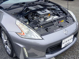 納車以降、お車のメンテナンスは自宅近所の日産サービス拠点にて承ります。専門の教育を受けたサービスフロント&メカニックが無料1ヶ月点検から法定/車検整備、万一の故障・不具合の修理まで全て担当いたします。