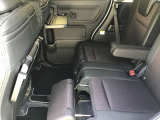 ☆後部座席シート廻り☆ ☆リアシートも快適な乗り心地☆シ-トの乗り心地が良く、旅行など長距離運転にも向いています