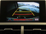 バックガイドモニターで、後方を確認しながら安心して駐車することができます。運転初心者も熟練者も必須の機能ですよ!